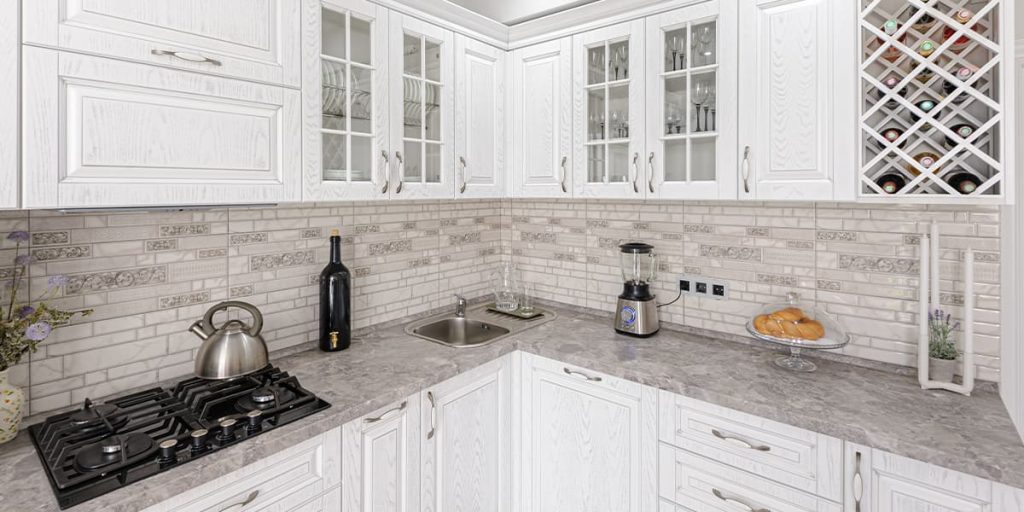 8 Tips for Choosing Custom Kitchen Cabinets Style